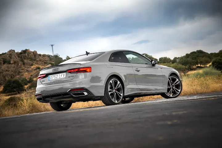 Audi A5 — fotografía real de la unidad de referencia, vista 8