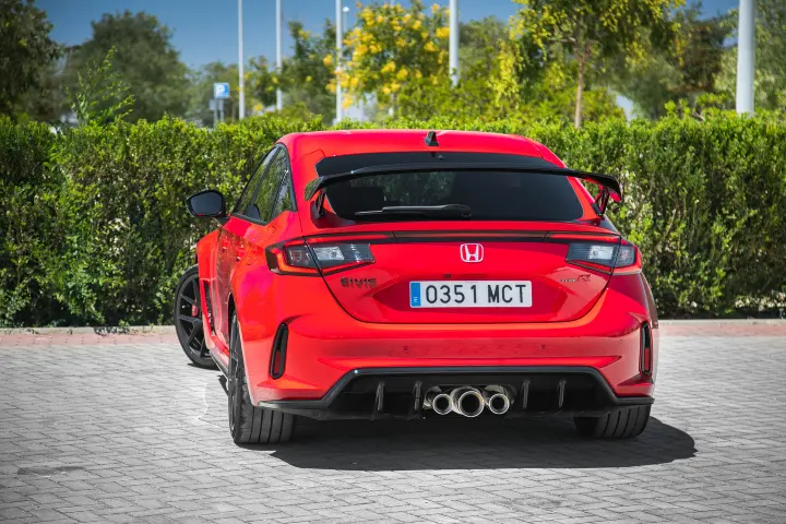 Honda Civic — fotografía real de la unidad de referencia, vista 4