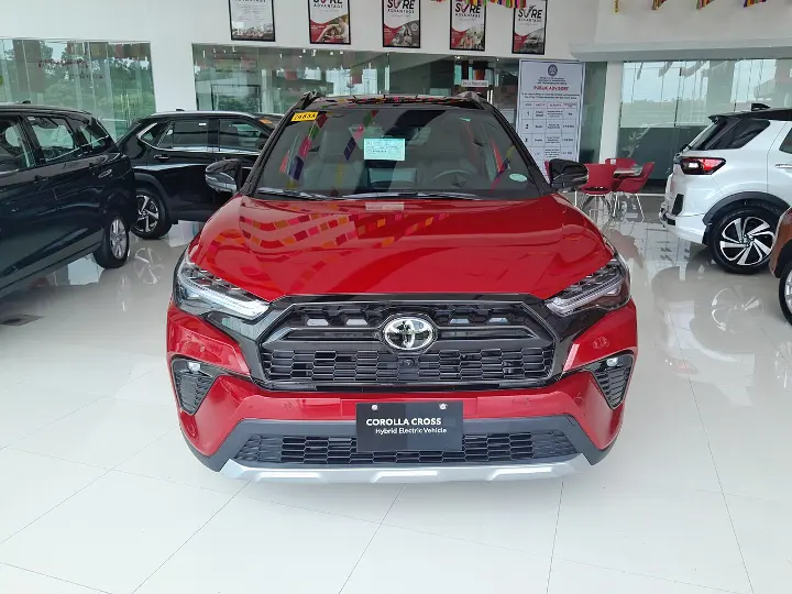 Toyota Corolla Cross — fotografía real de la unidad de referencia, vista 2