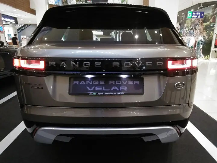 Land Rover Range Rover Velar — fotografía real de referencia 3