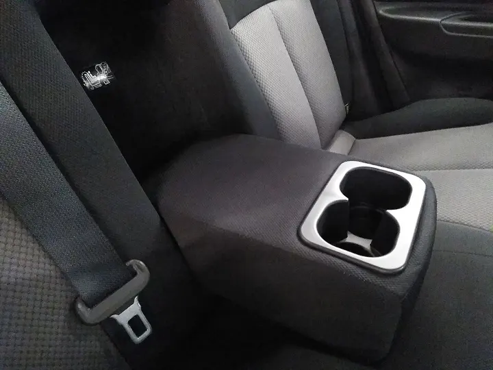Mitsubishi Triton/L200 — fotografía real de referencia 6
