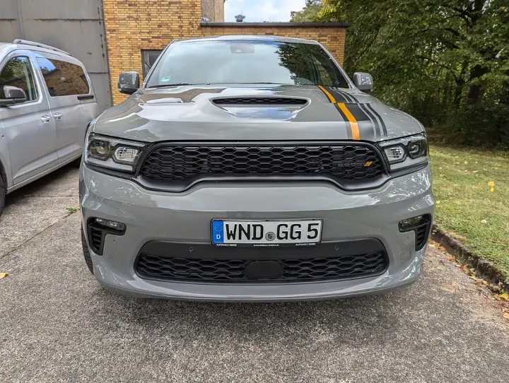 Dodge Durango — fotografía real de referencia 3